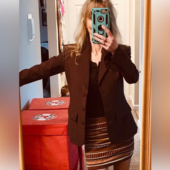 Moda International Beige 2-piece Lined Pants Suit. SZ 0 (pics show brown suit) - Picture 4 of 8